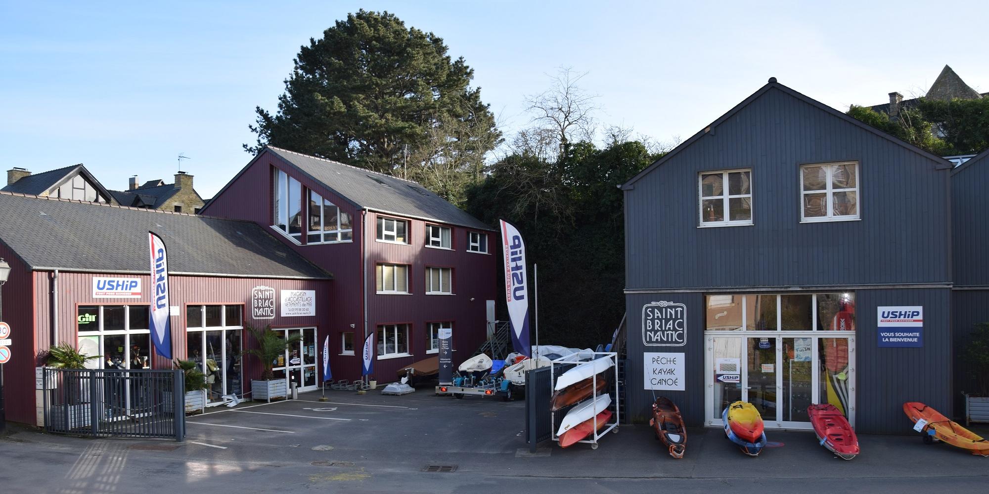 Magasin d'accastillage, vêtements de mer, pêche & vente de bateau